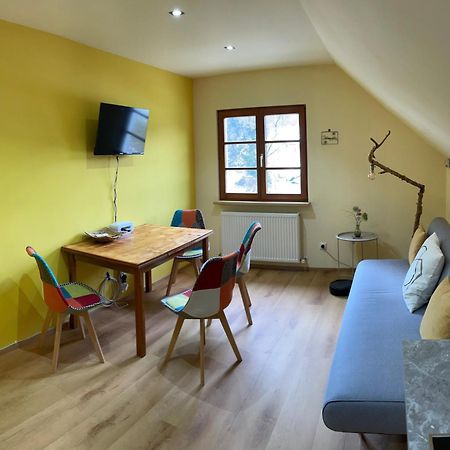 Neu Renoviertes 2Zi Appartment Im Dg フェルトキルヒ エクステリア 写真